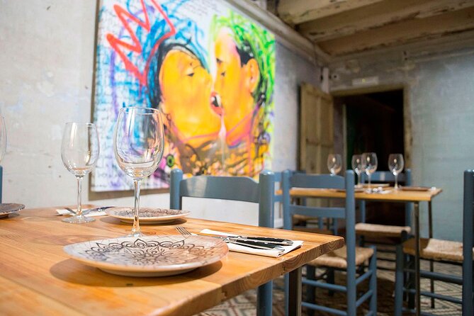 Tapas Dinner and Flamenco Show in Valencia - Two Spanish traditions in one old-town evening