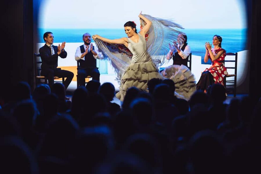Teatro Flamenco Barcelona: Authentic Live Flamenco Show - Arriving in El Born and entering the theater