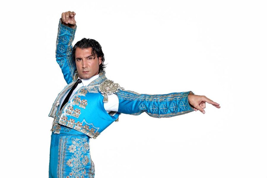 Tenerife : Olé Flamenco Show by Fran Chafino Ticket - Live guitar, singers, and a lot of sound