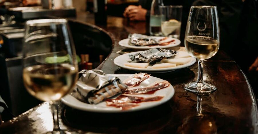 Triana: Authentic Flamenco & Tapas Tour - Starting at Setas de Sevilla in Plaza de la Encarnación