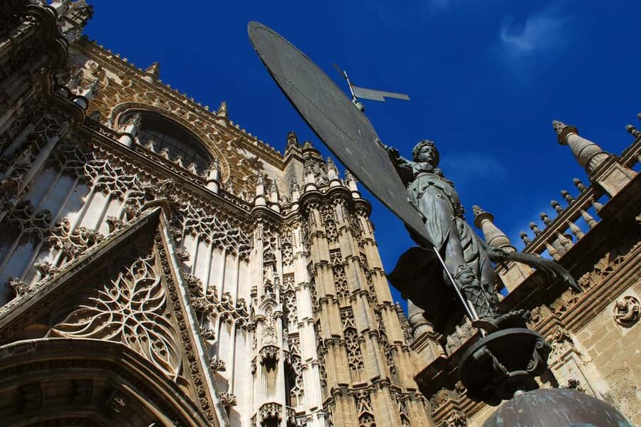 Unforgettable Seville: Tour of Seville and the Jewish Quarter + Flamenco Show - Price, timing, and who gets the best value