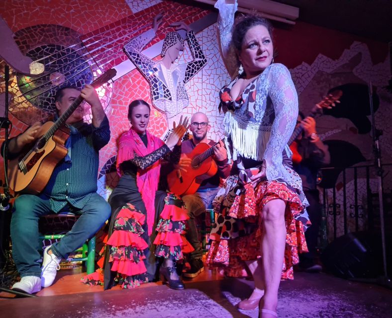 Valencia: Flamenco at Toro y La Luna with optional Dinner - The strongest value in the $23 starting price