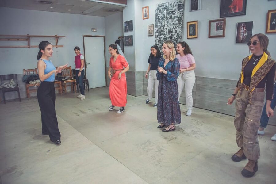 Valencia: Flamenco Class Experience - What the one-hour itinerary can realistically deliver