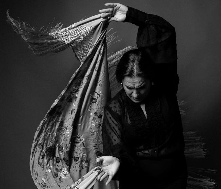 Valencia: Flamenco Show TEATRE TABLAO FLAMENCO in Teatro Talia - Key points to know before you book