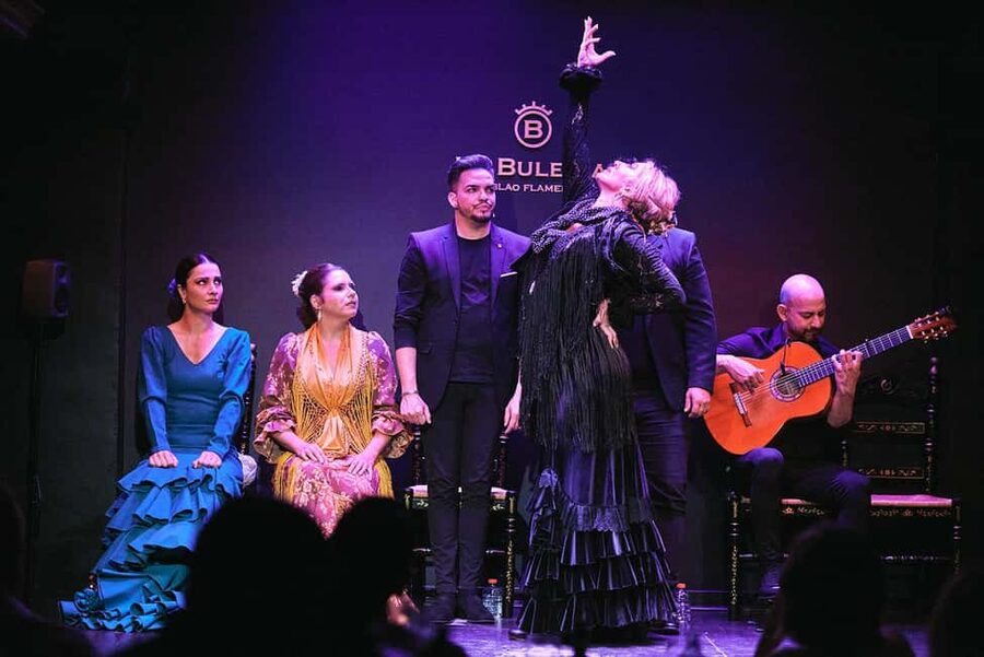 Valencia: Flamenco Show with Dinner at La Bulería - Timing, pacing, and the late finish