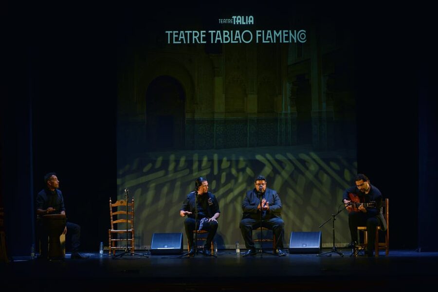 Valencia: New Flamenco Show in the Most Emblematic Theater of the City - Stage design, sound, and the value of a proper theater